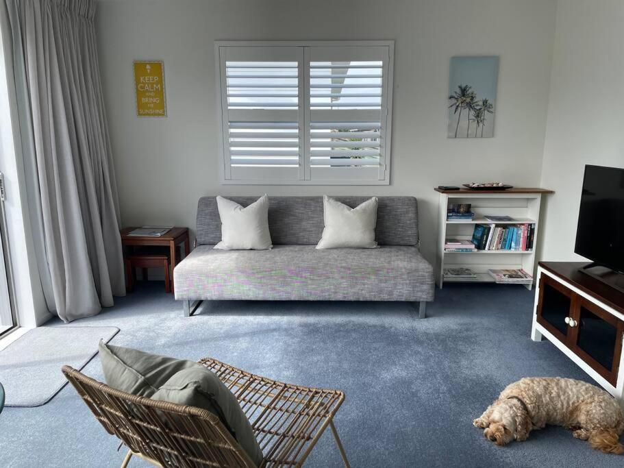 The Blue Beach House Mangawhai Exterior photo