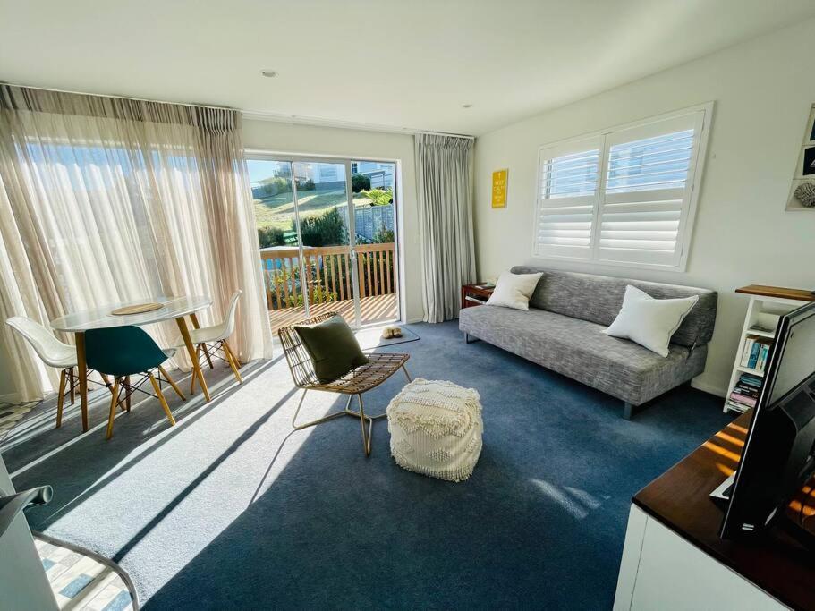 The Blue Beach House Mangawhai Exterior photo